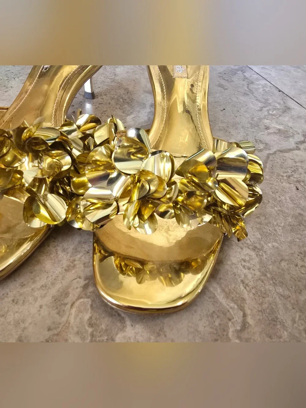 NWOB Larroude Greta Disco Mules Gold Size 9